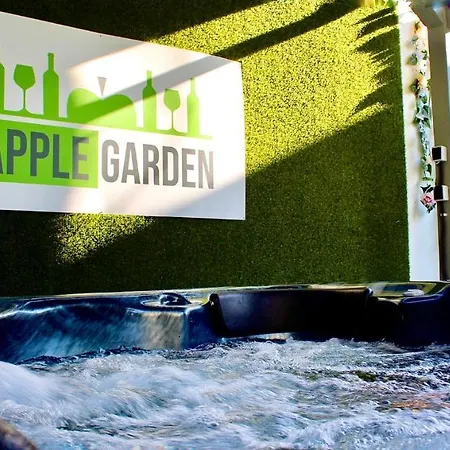 Nyaraló Applegarden Debrecen